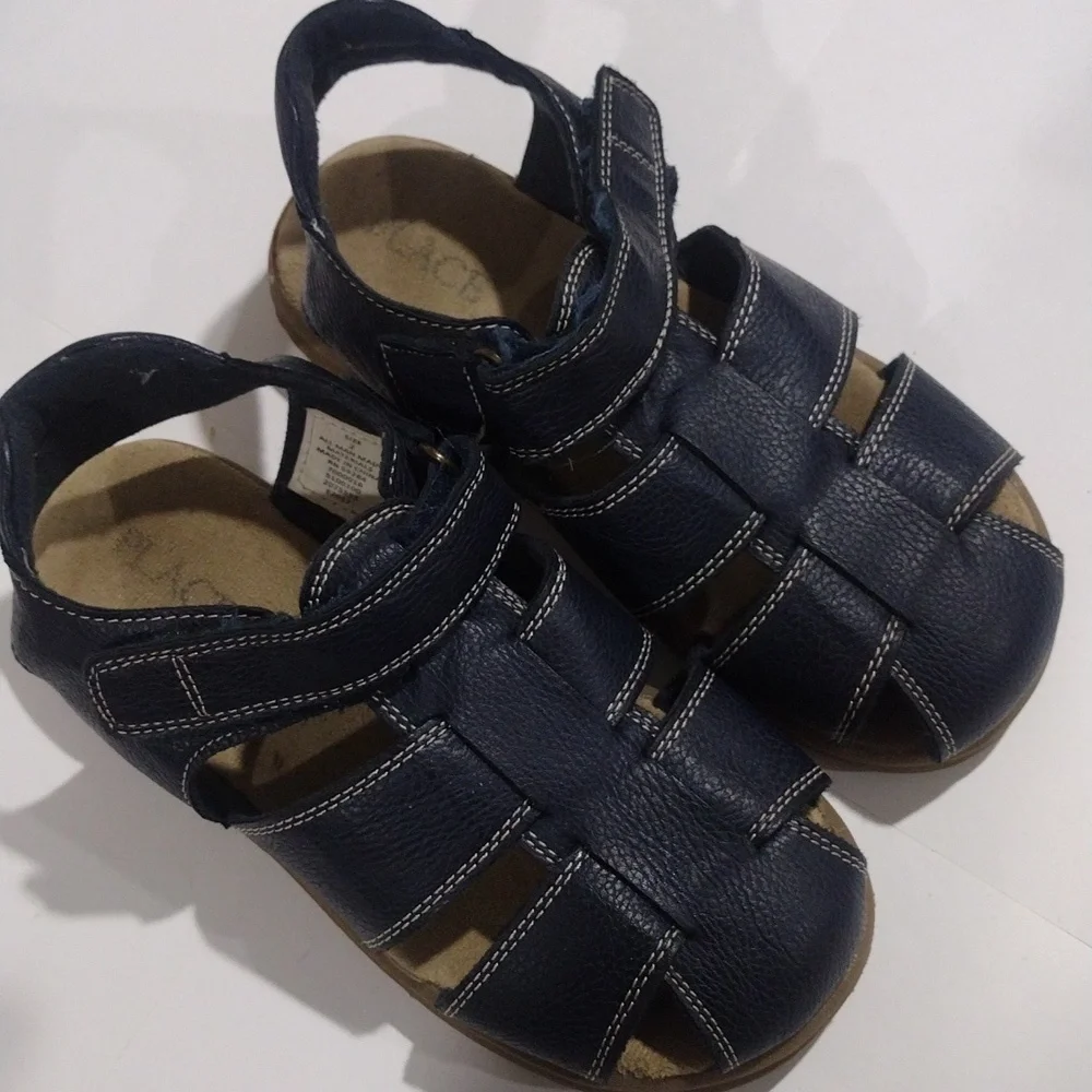 The Children’s Place Boys Navy Blue Sandals Size 2 - Adjustable Straps Closure
